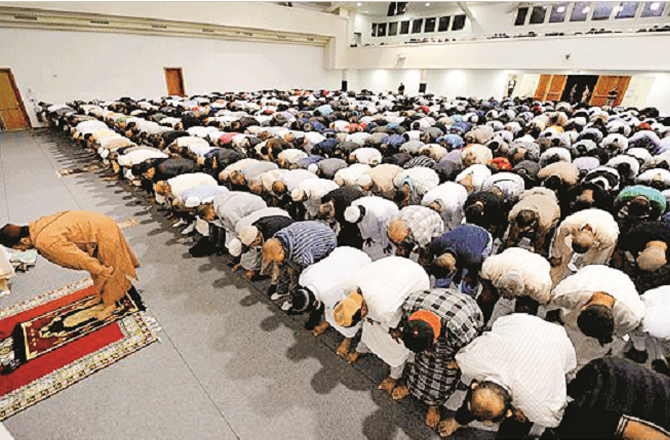 فتاوے: گاؤں میں قیام جمعہ کی اسی وقت گنجائش ہوگی جب اسے بڑا گاؤں کہا جاسکے