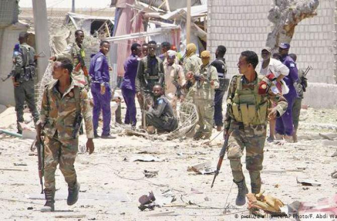 صومالیہ :فوجی  ٹھکانوں  پر دہشت گردانہ حملے، ۴۷؍ اہلکار ہلاک،متعدد زخمی
