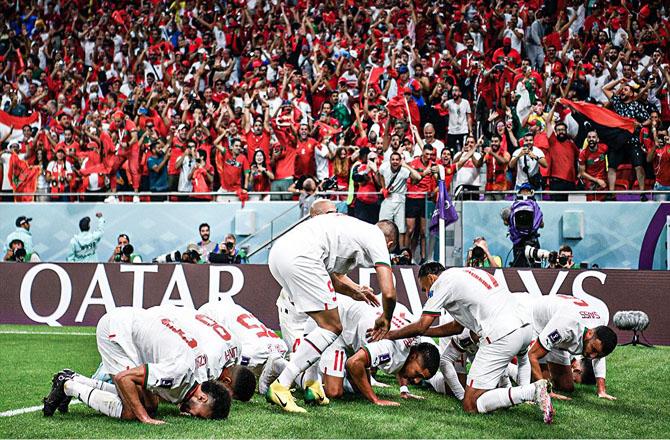 فیفا ورلڈ کپ: دفاعی چمپئن فرانس آج  مراکش کے بربری ببرشیروں کے نشانہ پر 