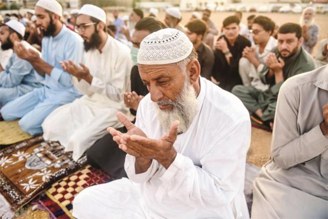 دو کرداروں کی روشنی میں اپنا محاسبہ کریں