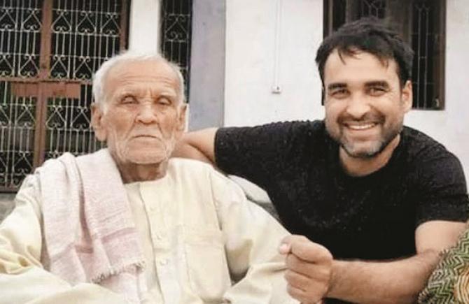 اداکارپنکج ترپاٹھی کے والد انتقال کرگئے