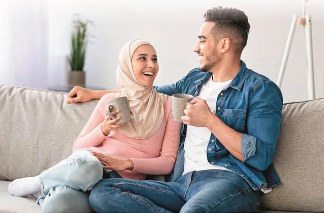 ازدواجی زندگی میں بات چیت ضروری ہے