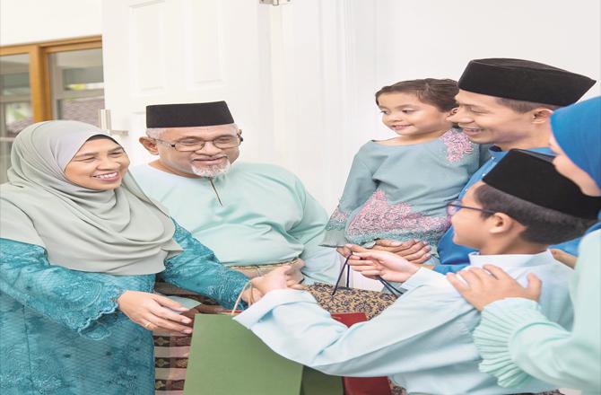 نئی نسل میں والدین کی اہمیت کو کیسے اُجاگر کیا جائے؟