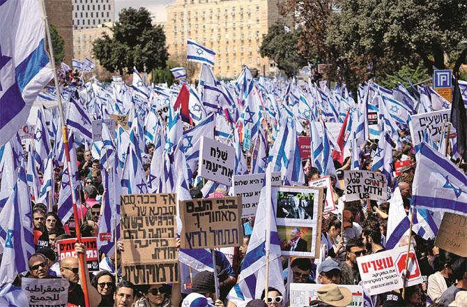 اسرائیل میں سنگین سیاسی بحران، بغاوت کے آثار، انتشار اور بدامنی 