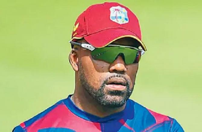 ڈیرین براوو نے کرکٹ سے ’دوری‘ اختیار کی!