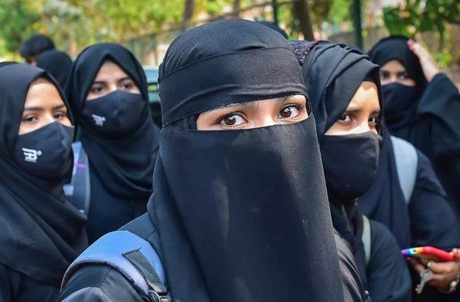 کرناٹک کے وزیر تعلیم ایم سی سدھاکر کی یقین دہانی، حجاب پر کوئی پابندی نہیں