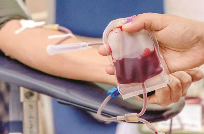 ممبئی اور تھانے کے بلڈ بینکوں میں خون کی شدید قلت، کئی آپریشن ملتوی