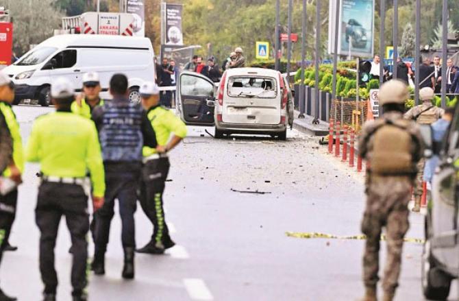 ترکی : پارلیمنٹ کے قریب دہشت گردانہ حملہ، ۲؍پولیس اہلکار زخمی