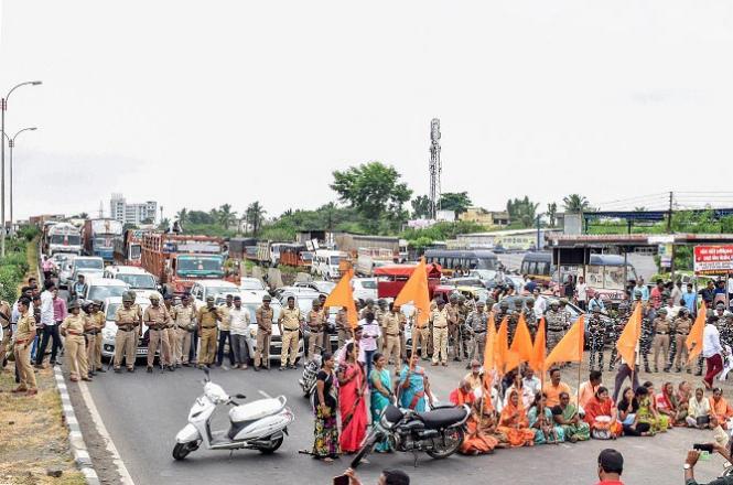 جالنہ لاٹھی چارج معاملہ پر تیسرے دن بھی احتجاج ،آج اورنگ آباد اور ناندیڑ بند