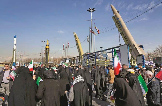ایران : اسلامی انقلاب کی ۴۵؍ ویں سالگرہ پر جشن 