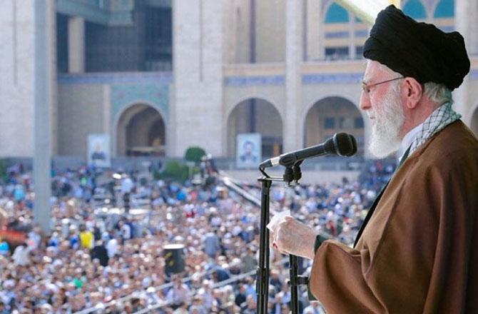 ایران: خامنہ ای کا خطبۂ جمعہ، عالم اسلام سے اتحاد کی اپیل، اسرائیل کو انتباہ