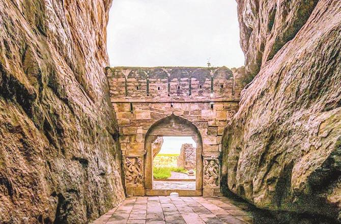 بدامی: کرناٹک میں سرخ ریتیلے پتھرقدیم تاریخ کے گواہ ہیں