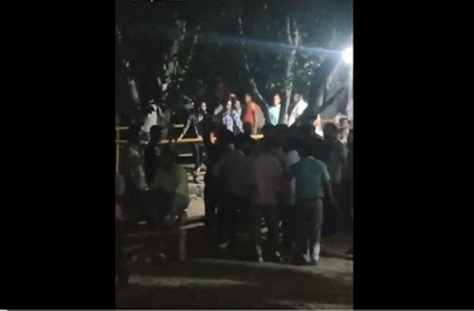 جے این یو میں فلسطینی پرچم نذر آتش کرنے پر اے بی وی پی سخت تنقید کا نشانہ