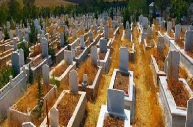 برطانیہ: واٹفورڈ میں ۸۵ قبروں کی بے حرمتی، پولیس نے "اسلامو فوبک نفرت انگیز جرم" کی تفتیش کا آغازکیا