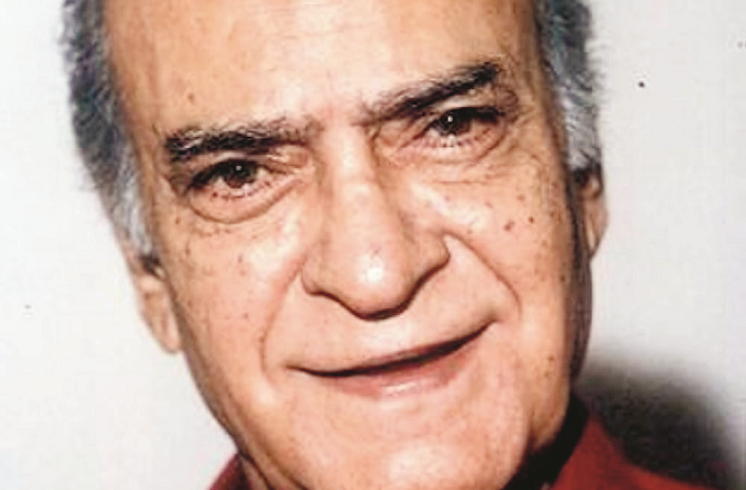 اے کے ہنگل نے۲۰۰؍ سے زائد فلموں میں اداکاری کے جوہر دکھائے 