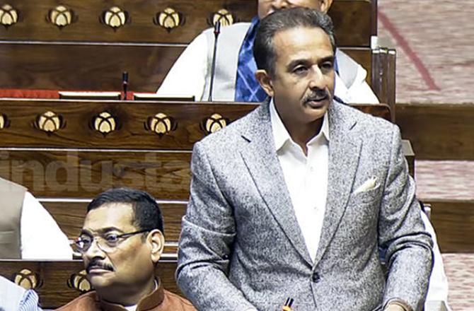 جنوری ۲۵ء سے ایک ہزار ۷۰۳؍ ہندوستانیوں کو امریکہ سے ملک بدر کیا گیا: وزیر امور خارجہ