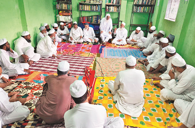 شہرکےدینی اداروں کے شعبۂ حفظ کے اساتذہ کی تربیت کیلئے خصوصی نشست