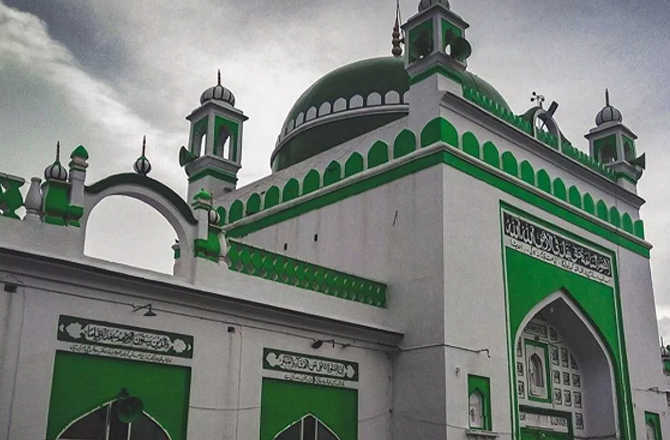 سپریم کورٹ کا سنبھل شاہی جامع مسجد تنازع میں موجودہ صورتحال برقرار رکھنے کا حکم