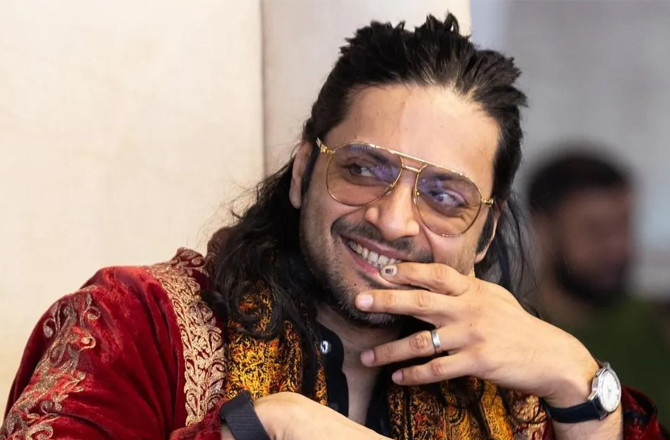 مرزا پور: دی فلم میں گڈّو بھیا کے رول میں علی فضل کی پہلی جھلک