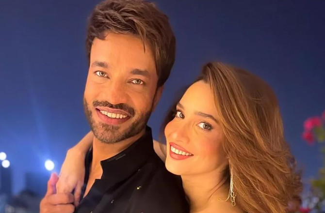 انکیتا لوکھنڈے اور وکی جین کے گھر پر جی ایس ٹی کا چھاپہ