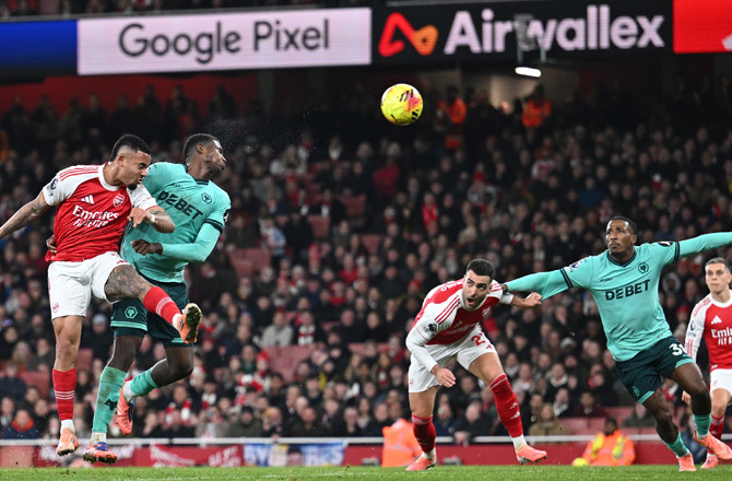 آرسنل کی ٹیم انگلش پریمیر لیگ پوائنٹس ٹیبل پر سرفہرست