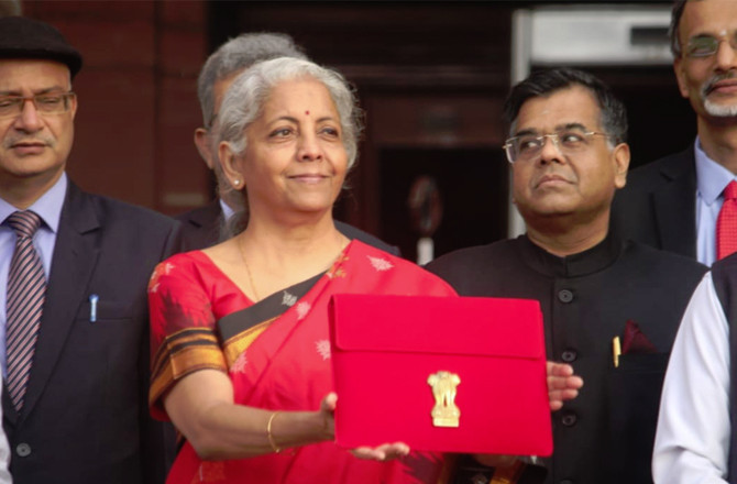 بجٹ ۲۰۲۶ء: کیا پہلی بار ملک کا عام بجٹ اتوار کو پیش کیا جائے گا؟ سسپنس برقرار