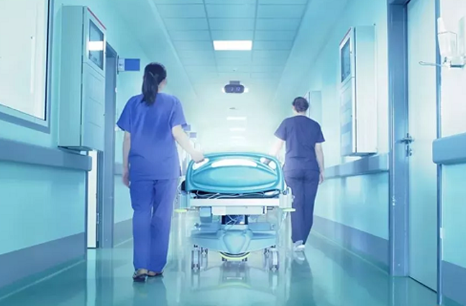 نیدرلینڈز: نوعمر لڑکا سرجری کے بعد مادری زبان بھول گیا، انگریزی بولنے لگا