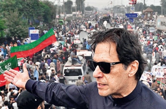 پاکستان: پی ٹی آئی نے عمران خان کی رہائی کیلئے لاہور میں احتجاجی تحریک شروع کرنے کا اعلان کیا