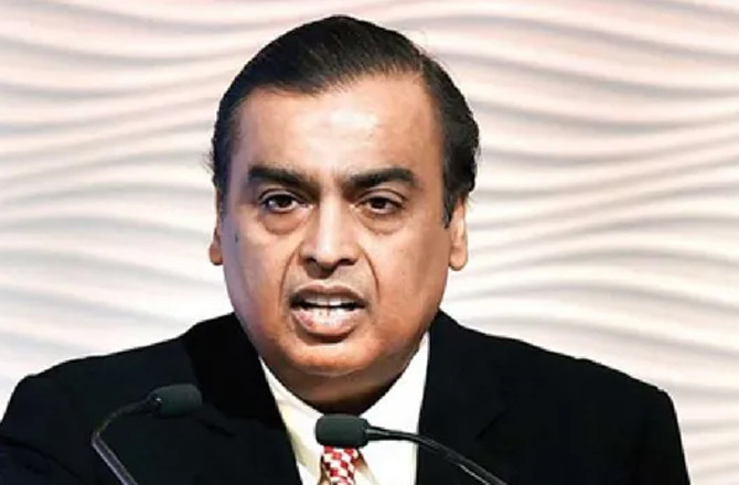 ہندوستان کو اے آئی  میں عالمی لیڈر بننا چاہیے، لیکن ہمدردی بھی ضروری ہے: مکیش