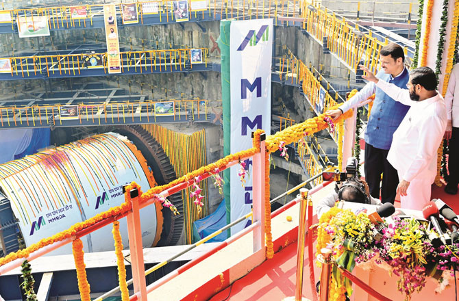 اورینج گیٹ ٹریفک ٹنل  بنانے کے کام کاوزیراعلیٰ کے ہاتھوں افتتاح 