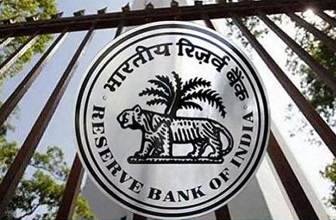 آر بی آئی نے۲۶۔۲۰۲۵ء کی ترقی کی پیشین گوئی  بڑھاکر ۳ء۷؍ فیصد کردیا