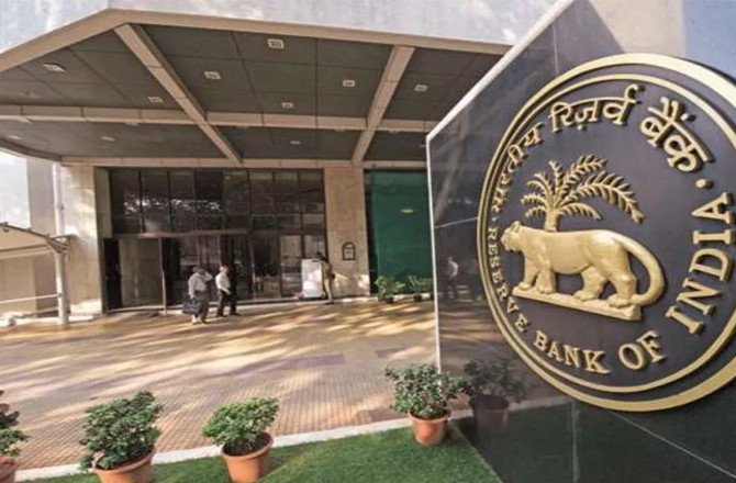 بینکنگ سسٹم میں لیکویڈیٹی میں کمی کی وجہ سے  اوور نائٹ  شرحیں ریپو ریٹ سے اوپر 