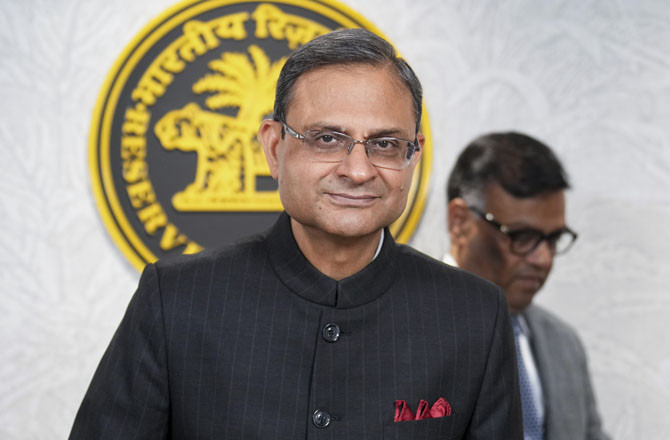 کم افراط زر کے سبب مستقبل میں بھی ریپو ریٹ میں کٹوتی ممکن: ملہوترا