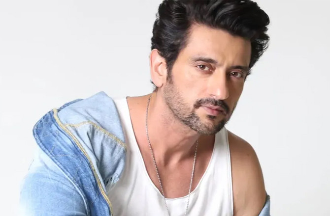 شاد رندھاوا سورج بڑجاتیا کی اگلی فلم میں آیوشمان کھرانہ کے ساتھ شامل 