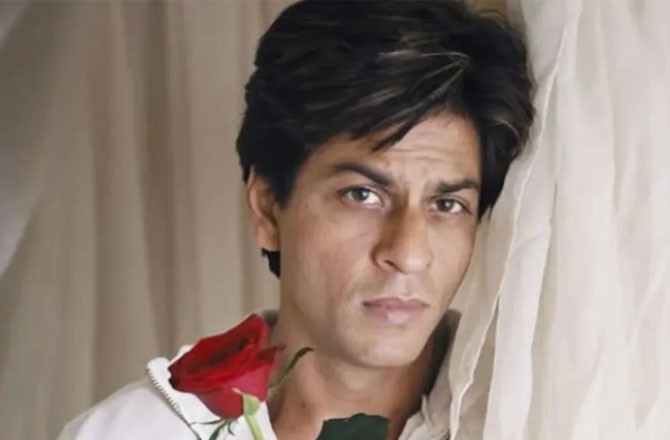 شاہ رخ خان کی کالج مارک شیٹ ایک مرتبہ پر وائرل