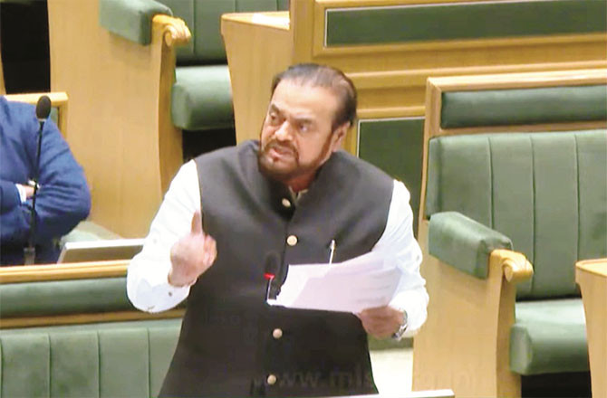 عظیم شخصیات کی توہین کیخلاف ایوان میں بل پیش 