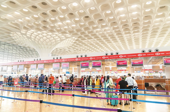 اڈانی گروپ نے ایئر پورٹس کیلئے ایک لاکھ کروڑ مختص کئے 