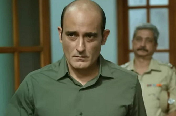 اکشے کھنہ اور ’’درشیم ۳‘‘ تنازع؛ ادا کار کے خلاف قانونی نوٹس کی تیاری