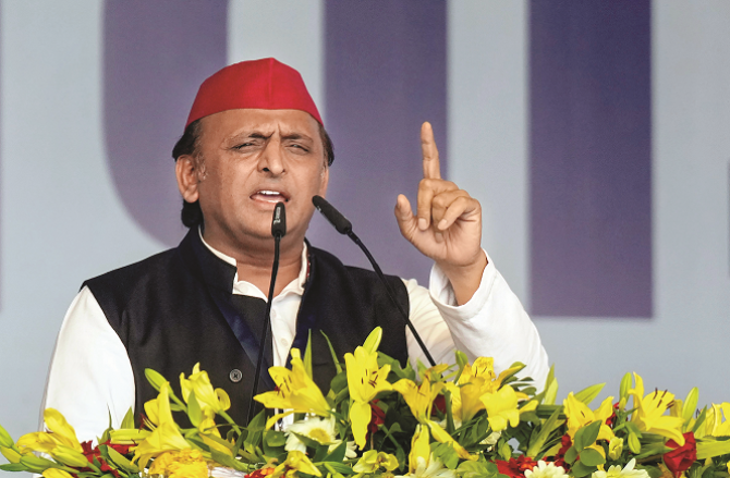  یوپی میں سماجوادی پارٹی کی حکومت بننے پر خواتین کو۴۰ ؍ہزار روپے دینے کا اعلان  