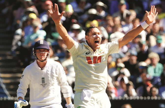  چوتھا ٹیسٹ: پہلے دن کا اسکور۲۰؍وکٹ پر۲۶۲؍ رن!