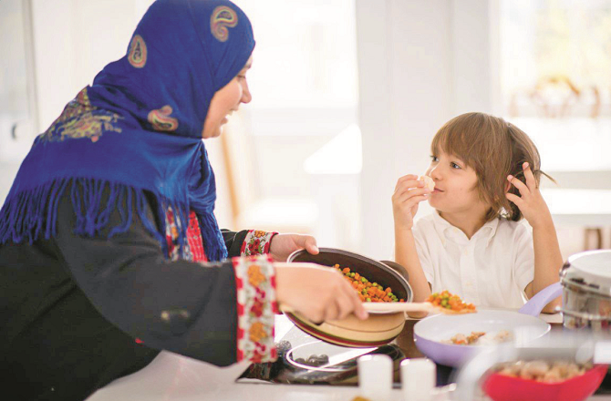 نئی نسل کی تربیت میں اقدار کو شامل کریں