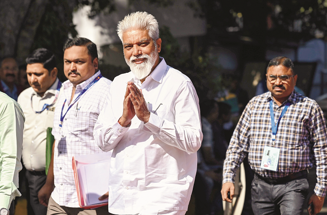 اساتذہ کو الیکشن ڈیو ٹی نہ دی جائے۔وزیر تعلیم کاوزیر اعلیٰ سے مطالبہ 