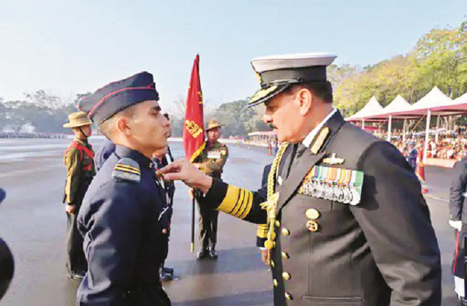 این ڈی اے کی ۱۴۹؍ویں پاسنگ آؤٹ پریڈمیں تاریخ رقم، دوسرے بیچ میں پہلی خاتون کیڈٹ کو برونز میڈل ملا