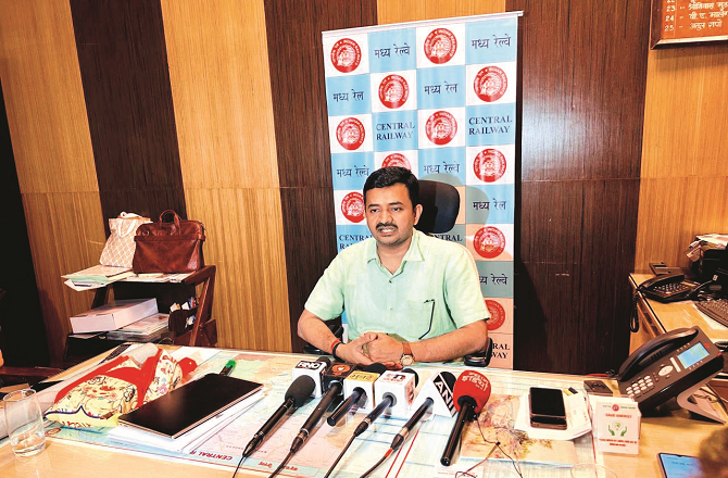 ۵؍اور۶؍دسمبر کی شب میں ۱۲؍ اسپیشل لوکل ٹرینیں چلانے کا اعلان