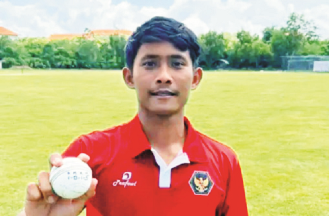 ٹی ٹوینٹی انٹرنیشنل میں نیا ریکارڈ، انڈونیشیائی گیندبا ز کے ایک اووَر میں ۵؍وکٹ 