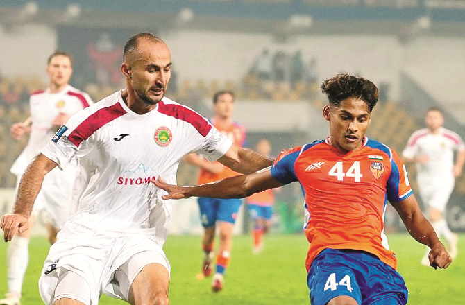 اے ایف سی چمپئن لیگ میں استقلال نے گوا کوہرایا