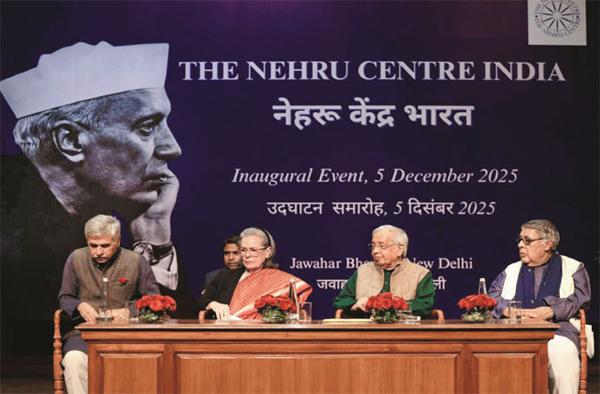   جواہر لال نہروکیخلاف نفرت انگیز مہم کا مقابلہ کرنے کا عزم