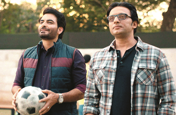 ریئل کشمیر فٹ بال کلب: کشمیر اور وہاں کے عوام کی زندگی کی حقیت نگاری