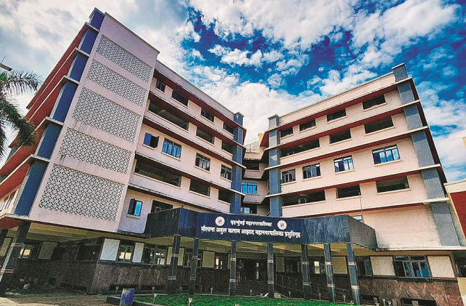 مالونی : مولاناابوالکلام آزاد اورکے ای ایم اسپتال کی برانچ جلد شروع کرنے کا مطالبہ 