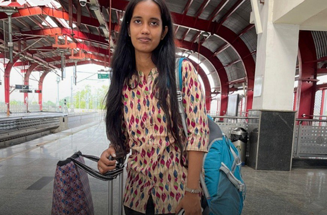 ملازمت کیلئے روزانہ ۲۰۰؍ کلومیٹر کا سفر کرنے والی اترپردیش کی ’’ سپر مسافر‘‘